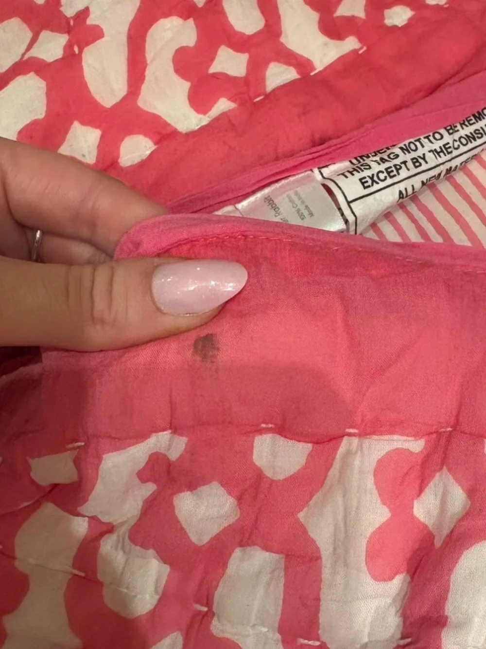 Roller Rabbit Big Cata Comforter Quilt Pink